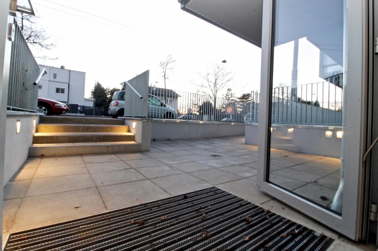 Balcony/Pool/Free Parking Garage Studio Vienna Exterior photo